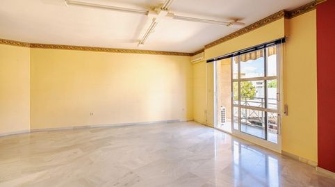 Foto 4 de Apartamento en venta en Avenida Avenida Andalucía, Centro, Estepona