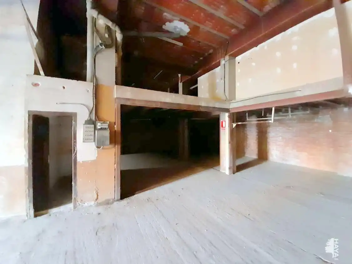 Local comercial en venta en Almirall Folch, imagen 5