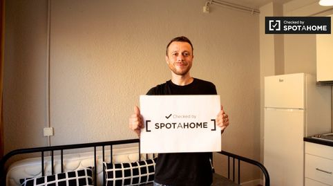 Foto 3 de Habitació a Sant Andreu de Palomar, Barcelona Capital