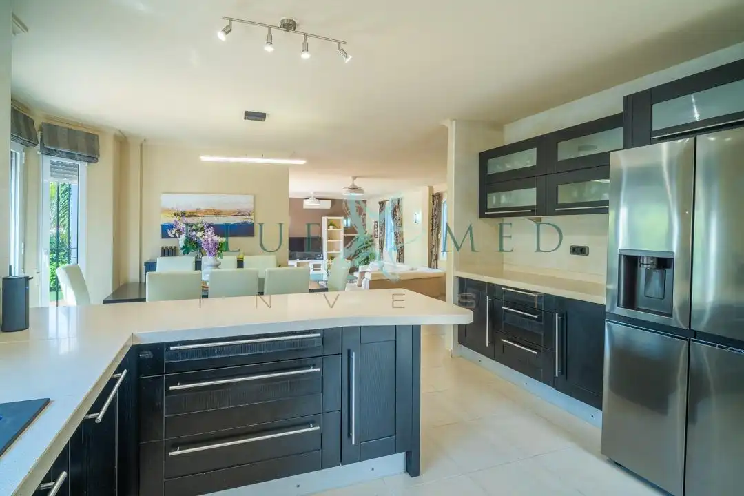 Villa con terrazza in vendita a Avenida del Oeste 1, imagen 31