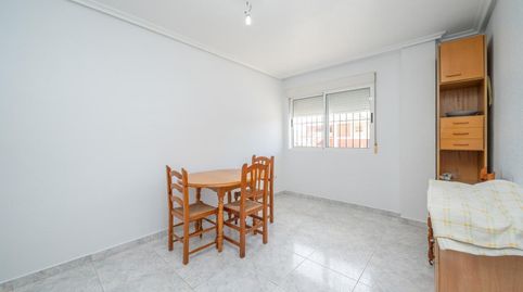 Foto 4 de Piso en venta en Carrer Beniel Desamparados, Desamparados - Hurchillo - Torremendo, Orihuela