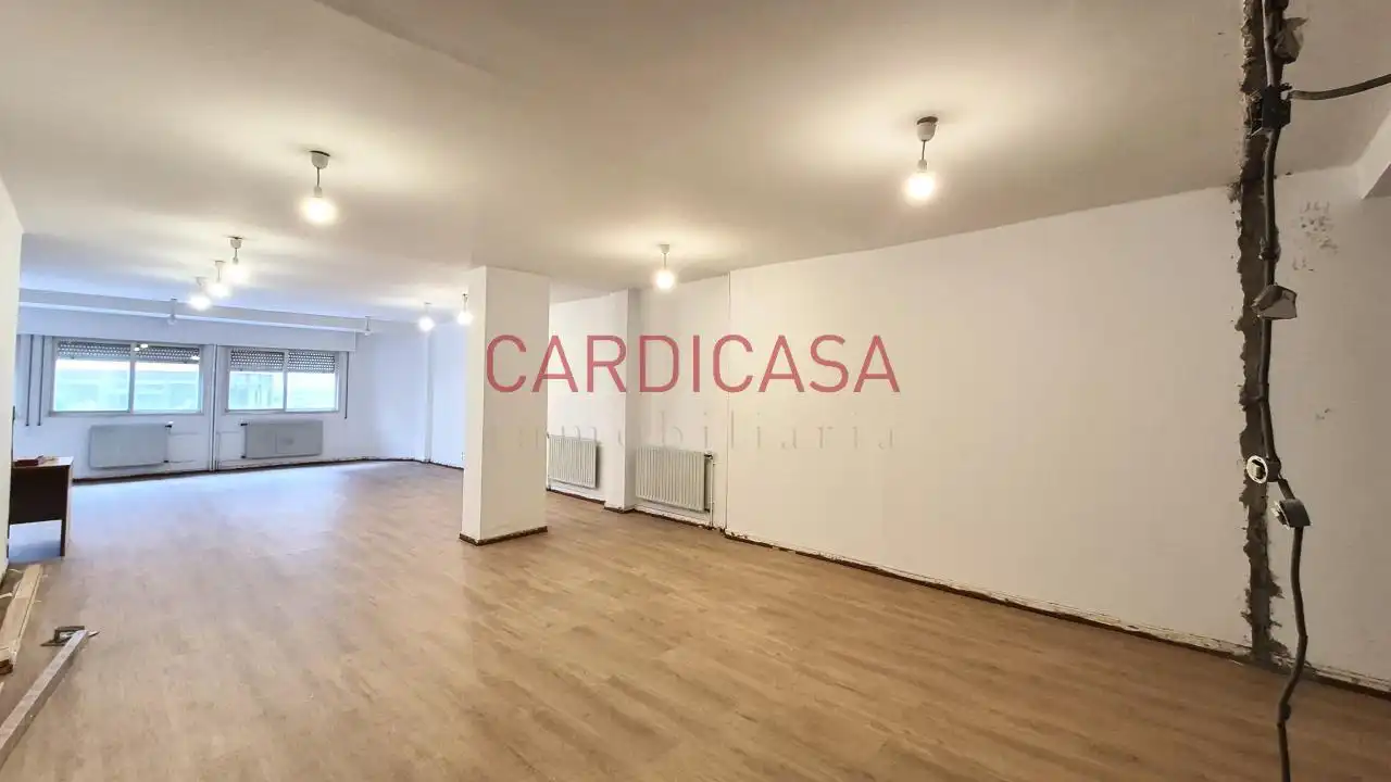 Office for sale in Vigo   with Heating