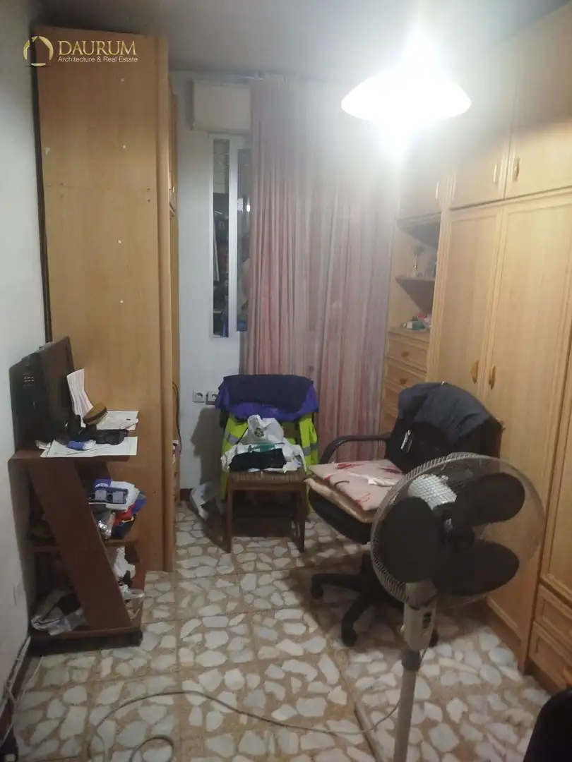 Houses for sale in Coslada  with Heating, Terrace and Furnished