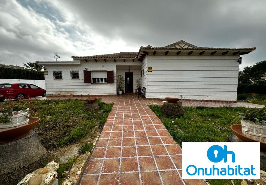 Exterior view of House or chalet for sale in Aljaraque  with Air Conditioner, Private garden and Terrace