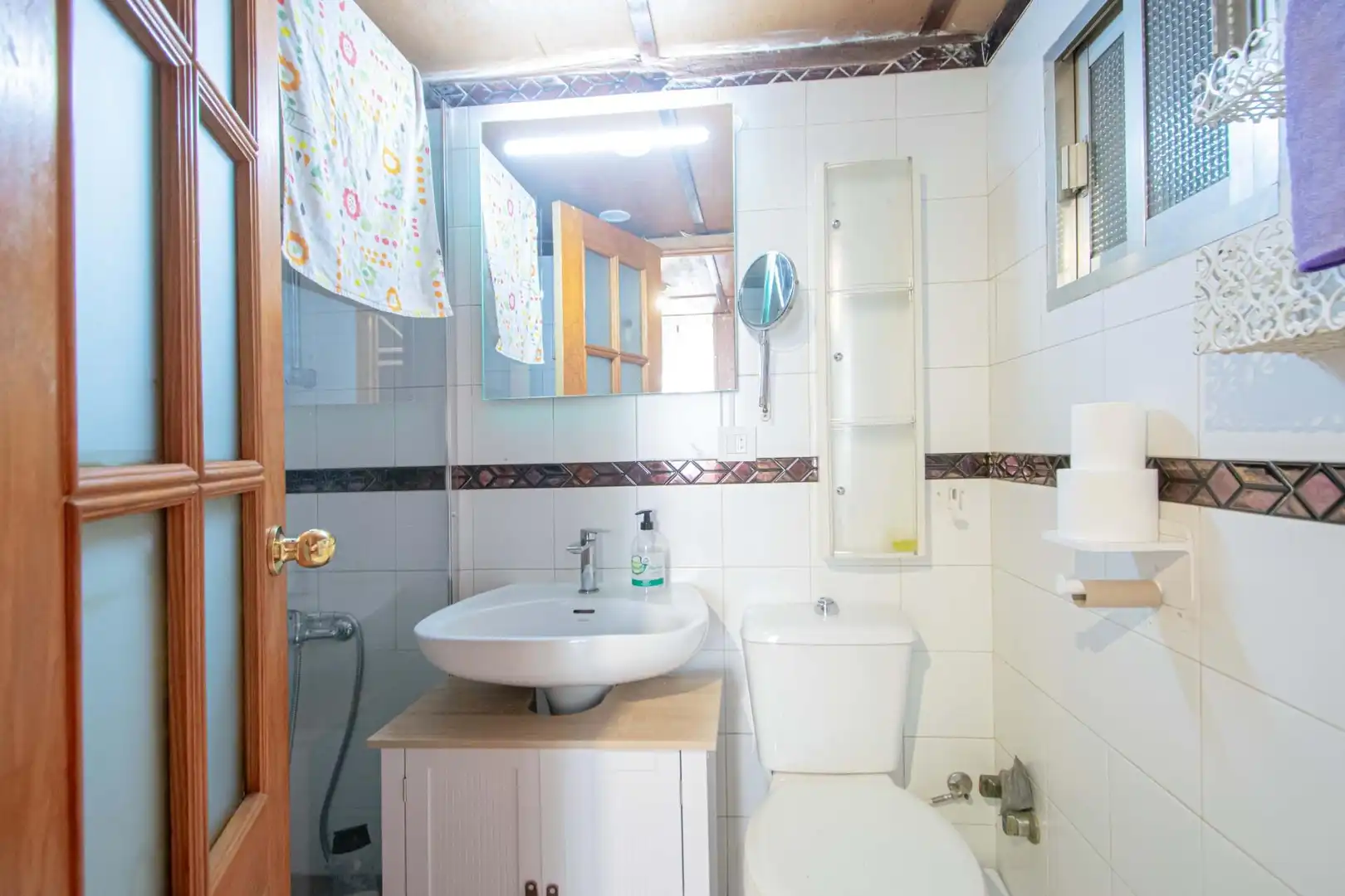 Bany de Casa o xalet en venda en Sevilla amb Aire condicionat i Terrassa