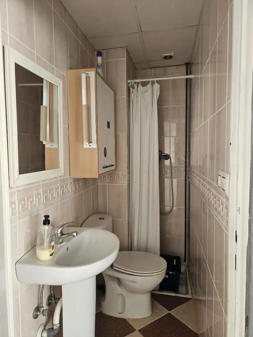 Bany de Local de lloguer en Vila-real amb Aire condicionat