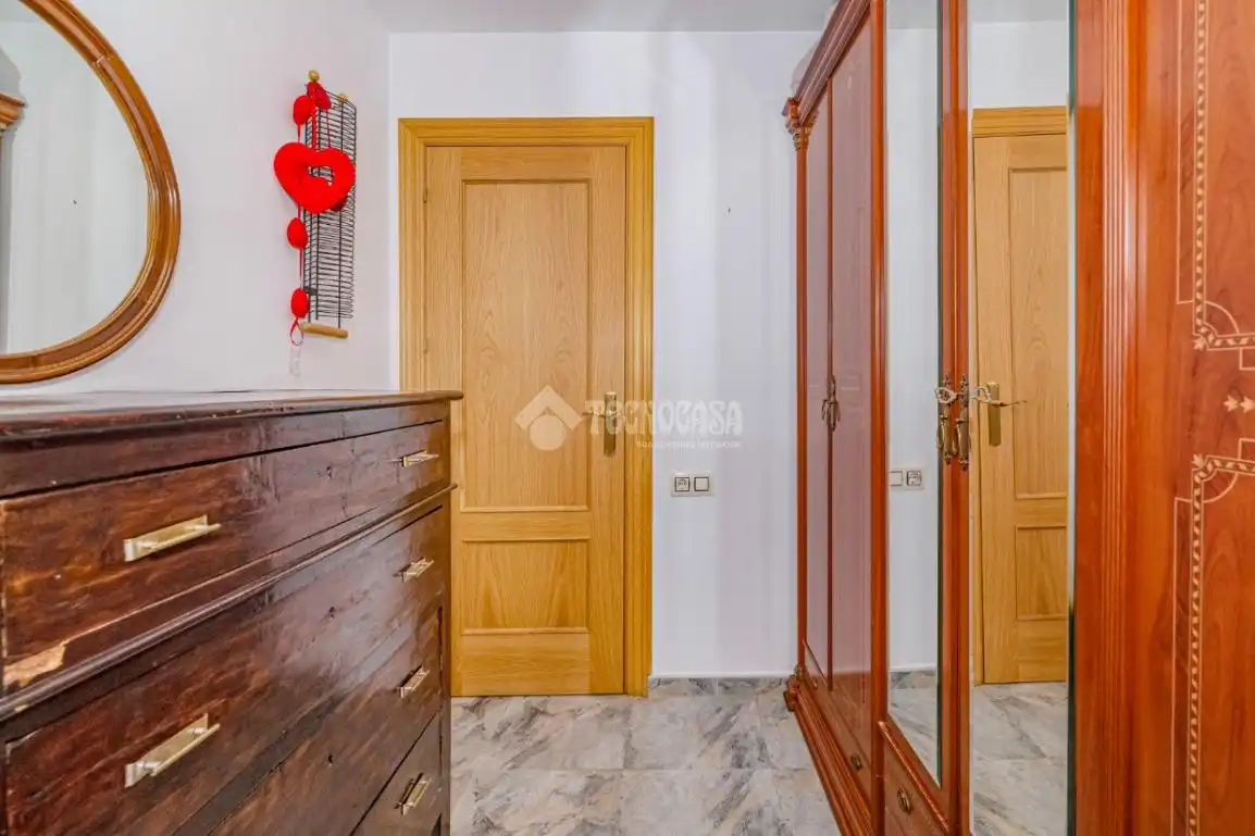 Casa adosada en venda en Loja amb Terrassa