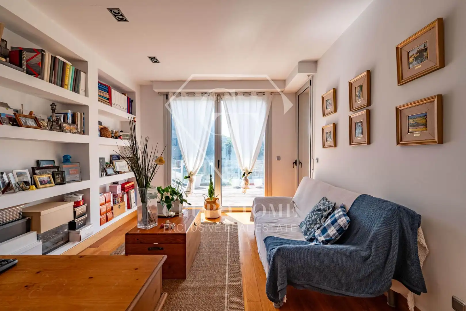 Wohnzimmer von Einfamilien-Reihenhaus zum Verkauf in Donostia - San Sebastián  mit Heizung, Privatgarten und Terrasse