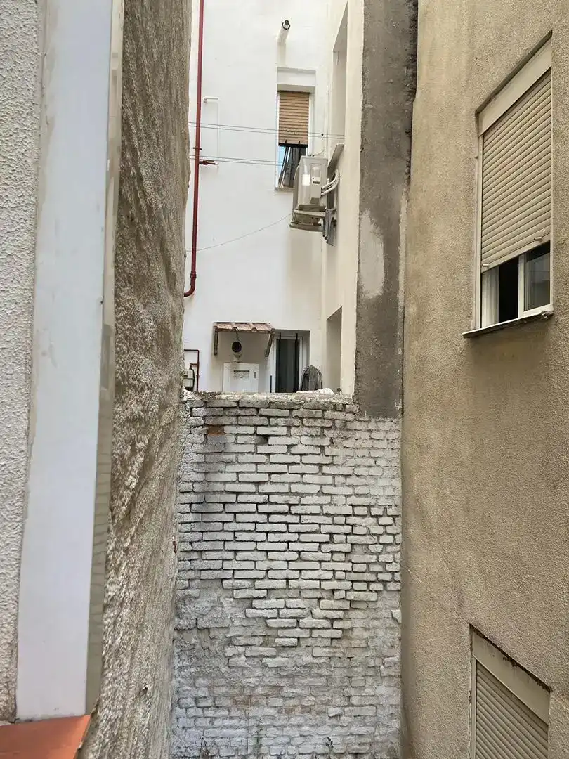 Exterior view of Flat for rent in  Madrid Capital  with Balcony