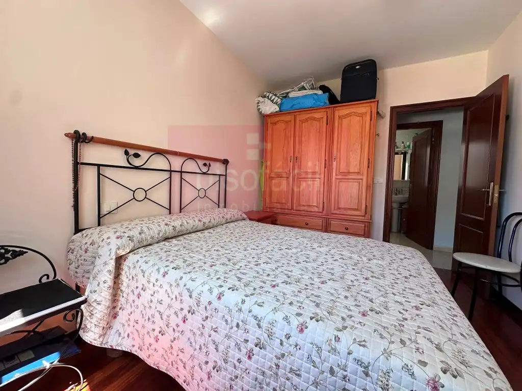 Dormitori de Apartament en venda en Lugo