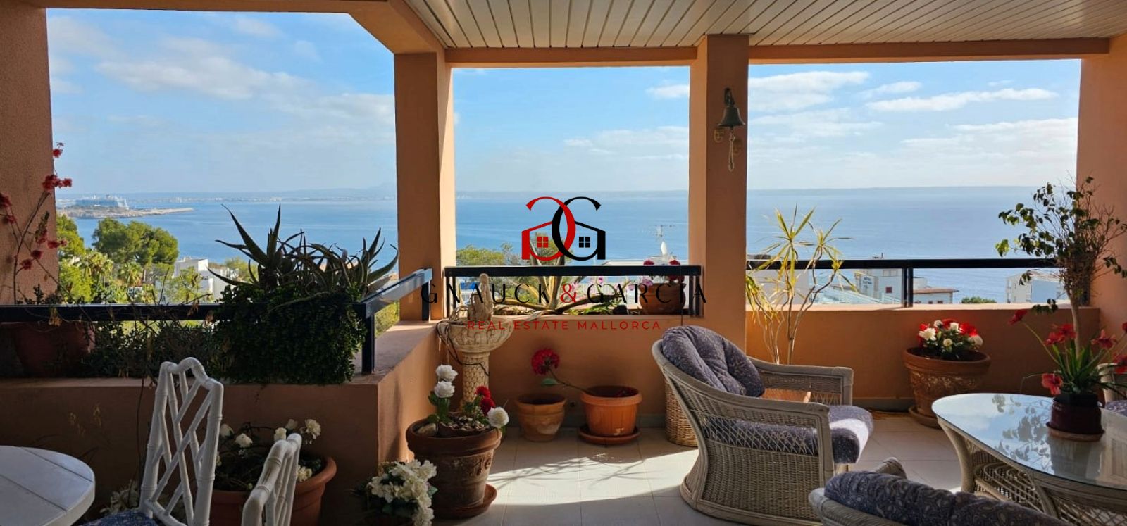 Vista exterior de Apartament en venda en Calvià amb Aire condicionat, Calefacció i Terrassa