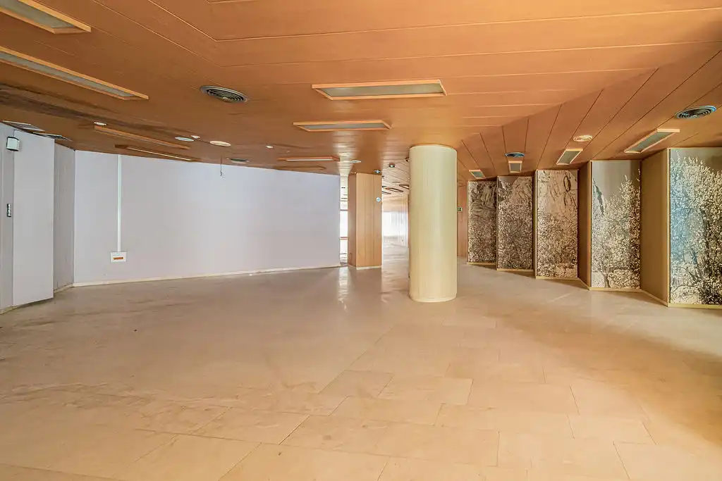 Gewerbefläche zum Verkauf in Av de Ifach, imagen 5