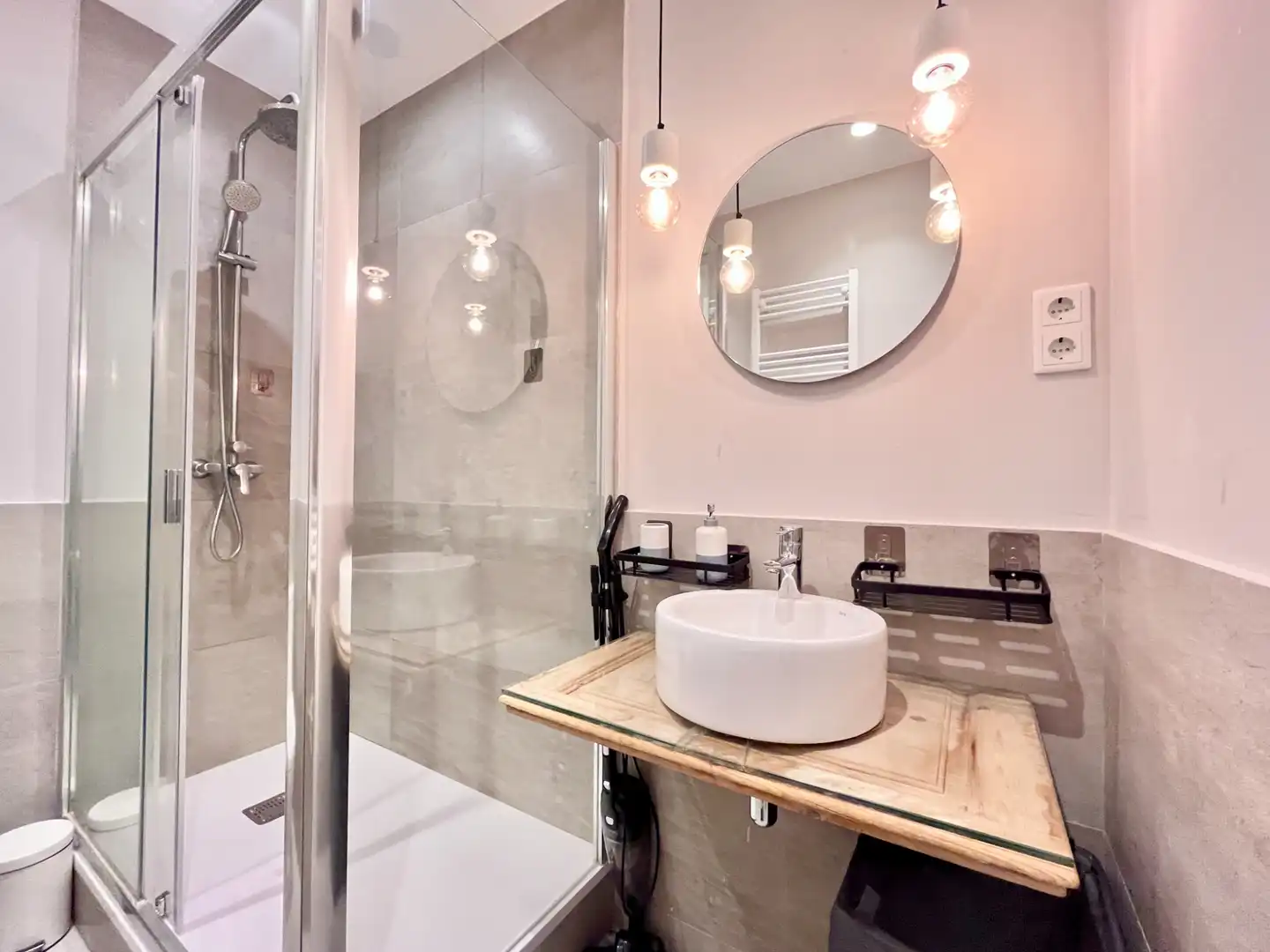 Baño de Piso en venta en Barcelona con Aire acondicionado, Parquet y Amueblado