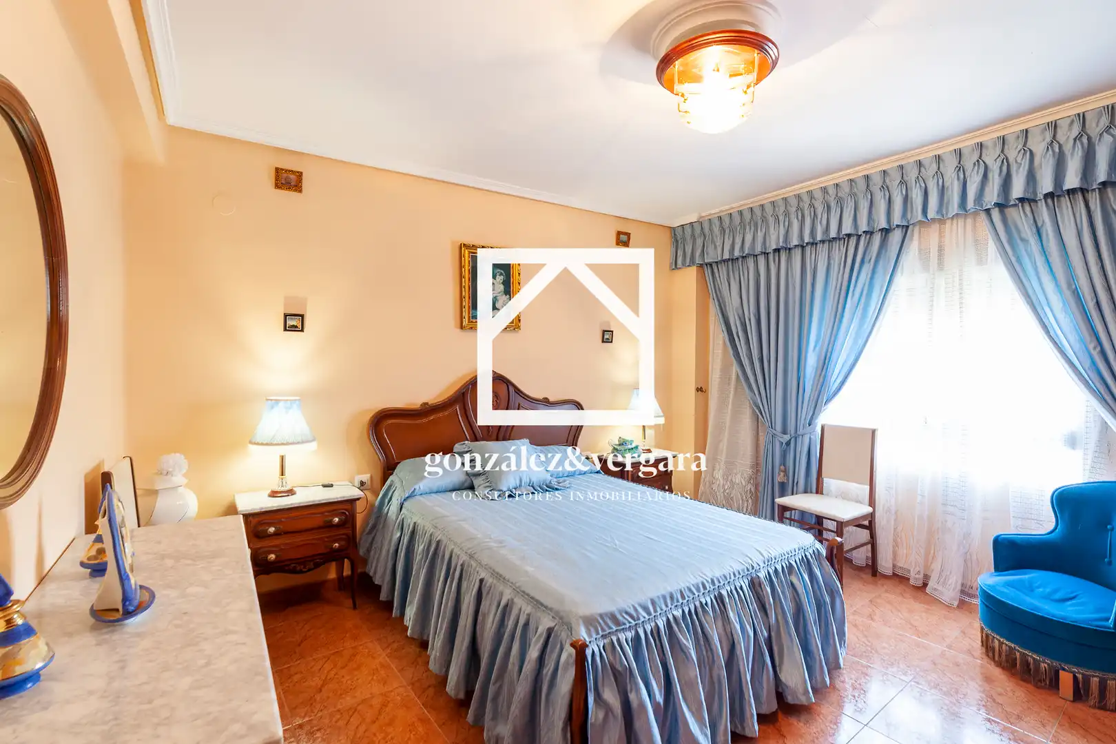 Habitación de Piso en venta en Valencia con Aire acondicionado y Balcón