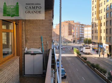 Pis amb ascensor en venda a Campo de la Juventud