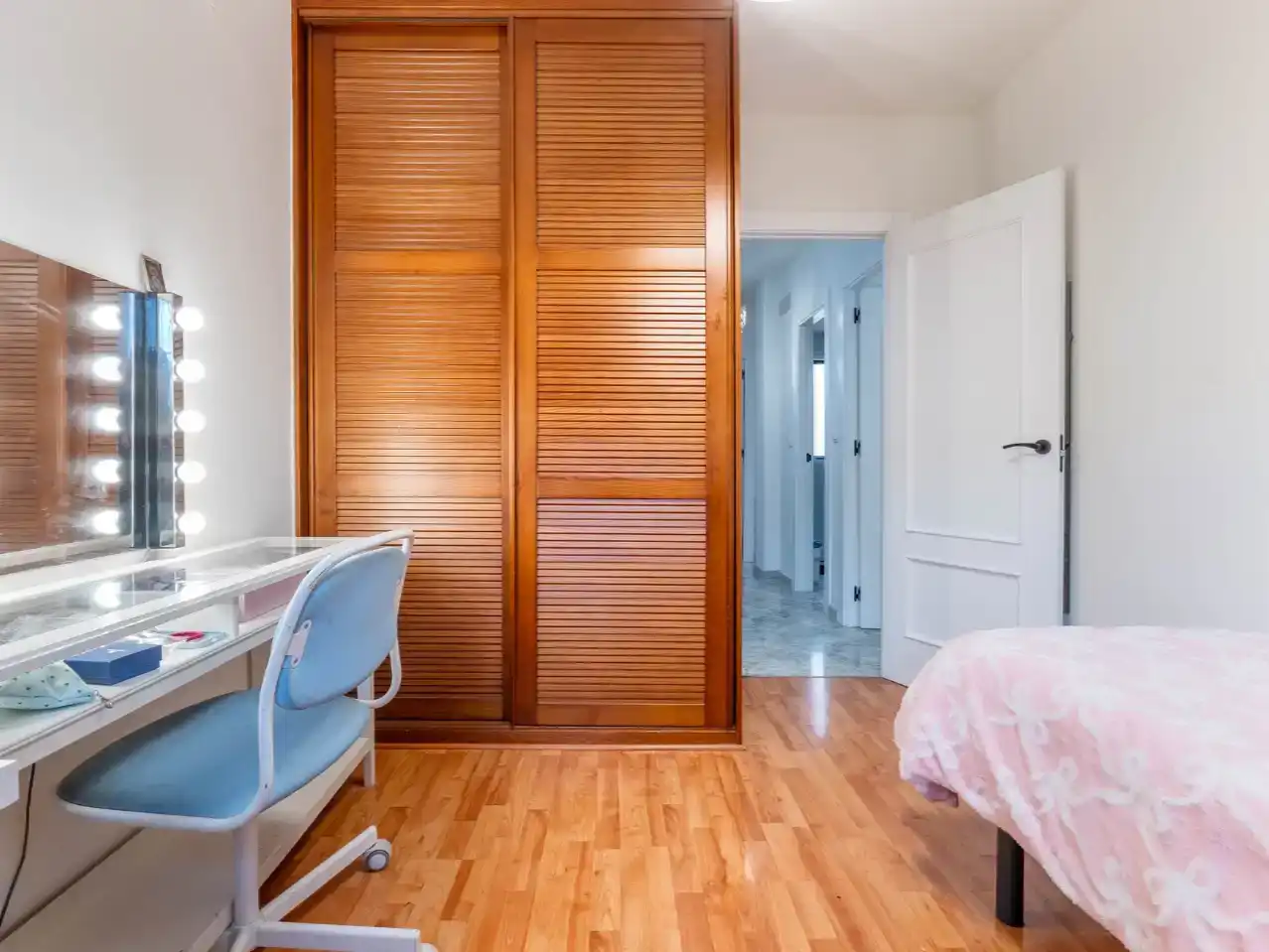 Habitación de Piso en venta en Granada con Aire acondicionado, Parquet y Trastero