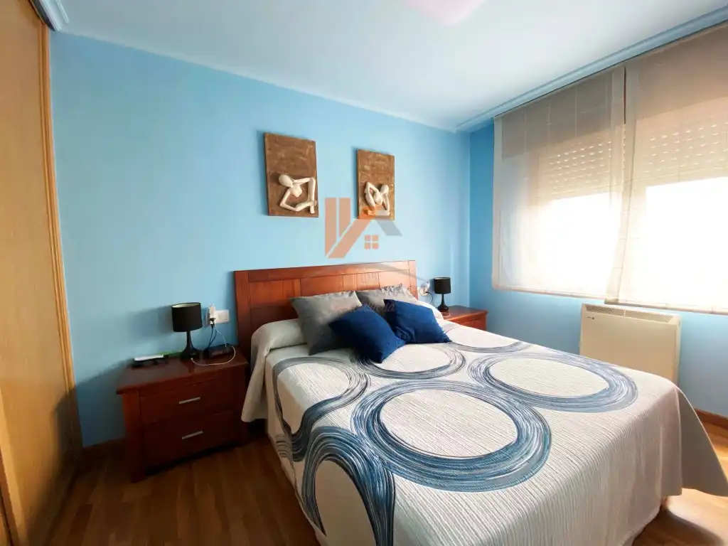 Bedroom of Flat for sale in Ames  with Oven