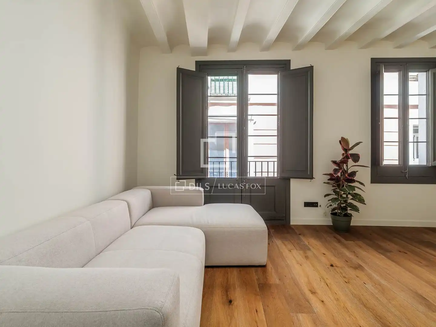 Sala de estar de Piso en venta en Barcelona con Aire acondicionado, Parquet y Amueblado