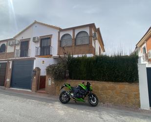 Exterior view of Single-family semi-detached to rent in Ogíjares  with Air Conditioner, Heating and Private garden