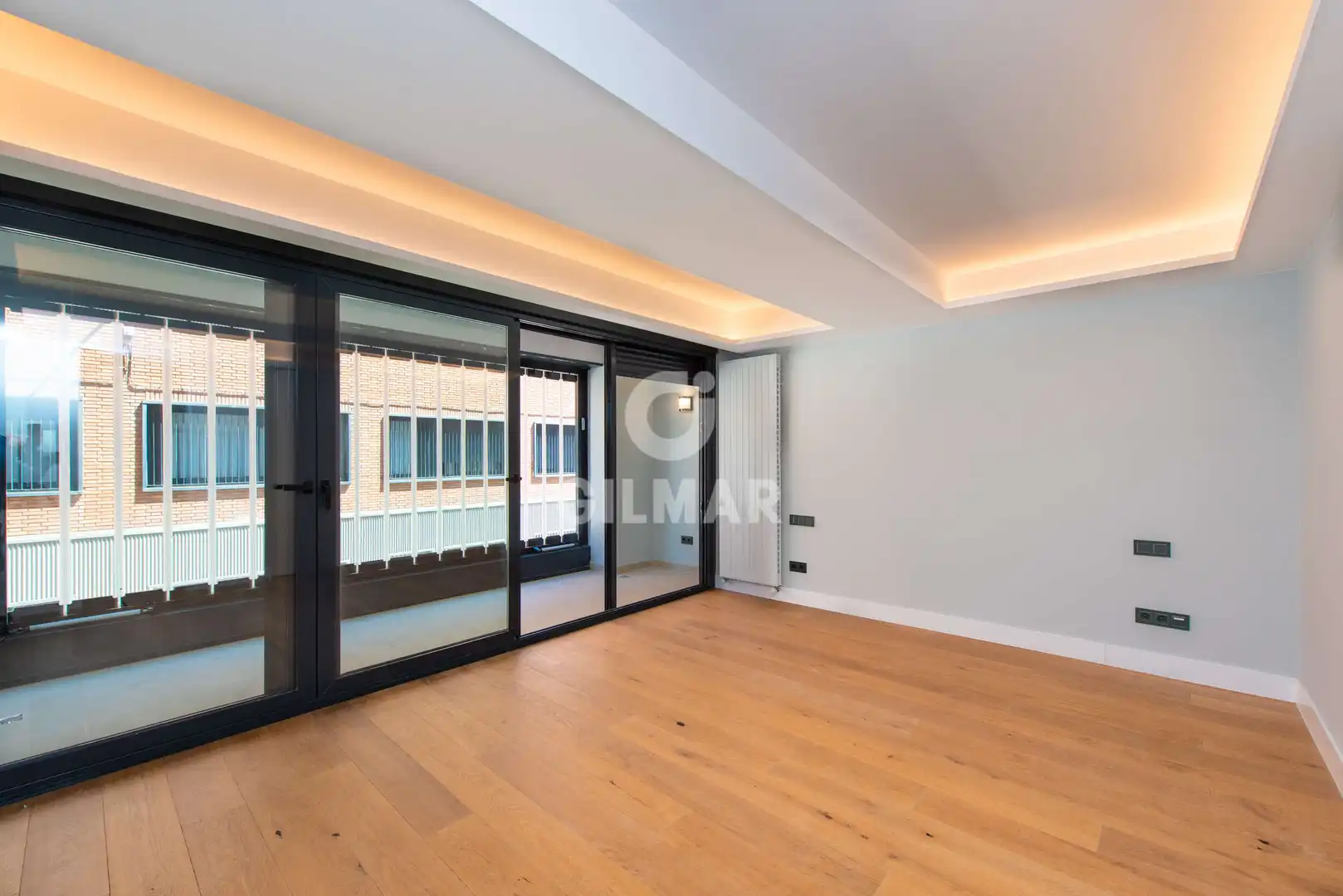 Habitación de Piso en venta en Madrid con Calefacción, Trastero y Piscina