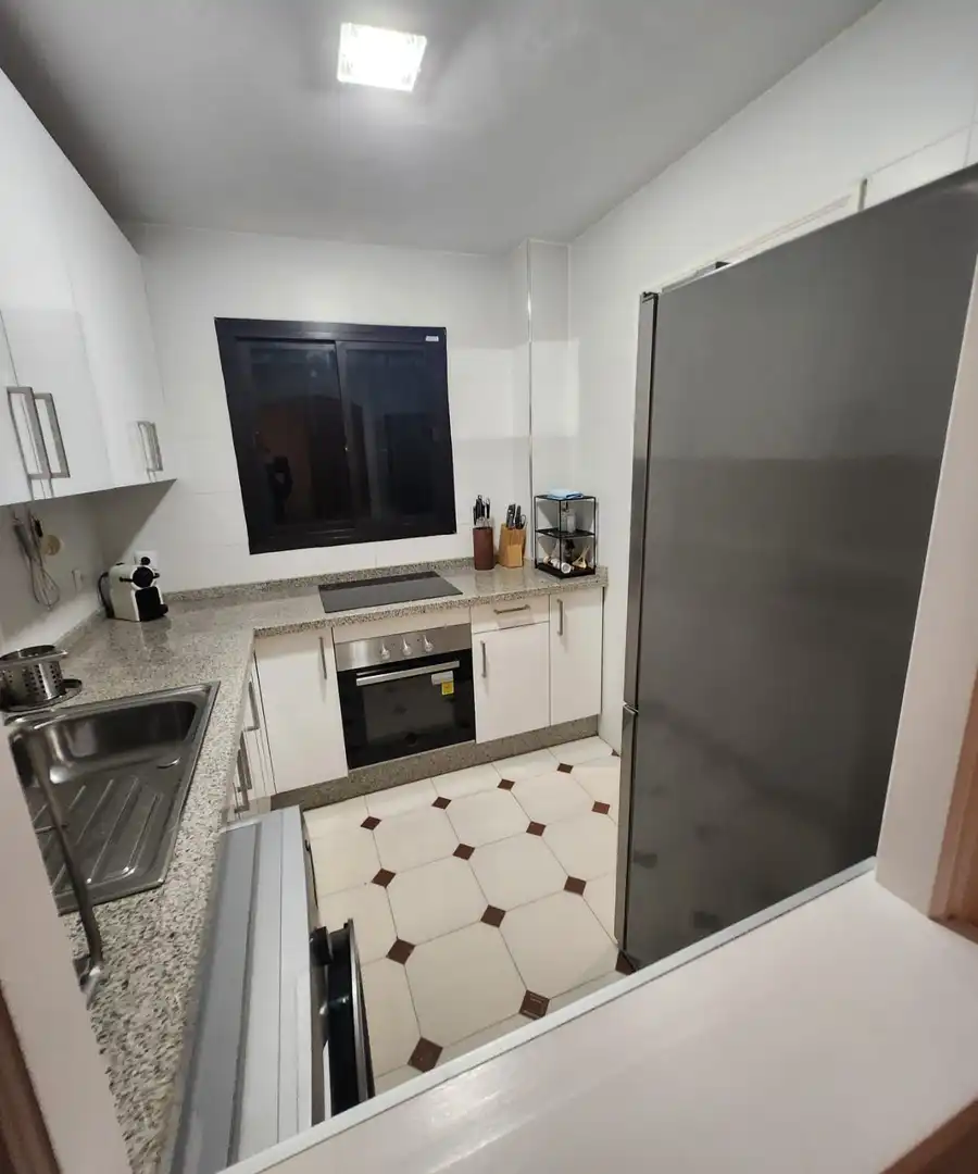 Cocina de Ático de alquiler en Estepona con Aire acondicionado, Amueblado y Se aceptan mascotas