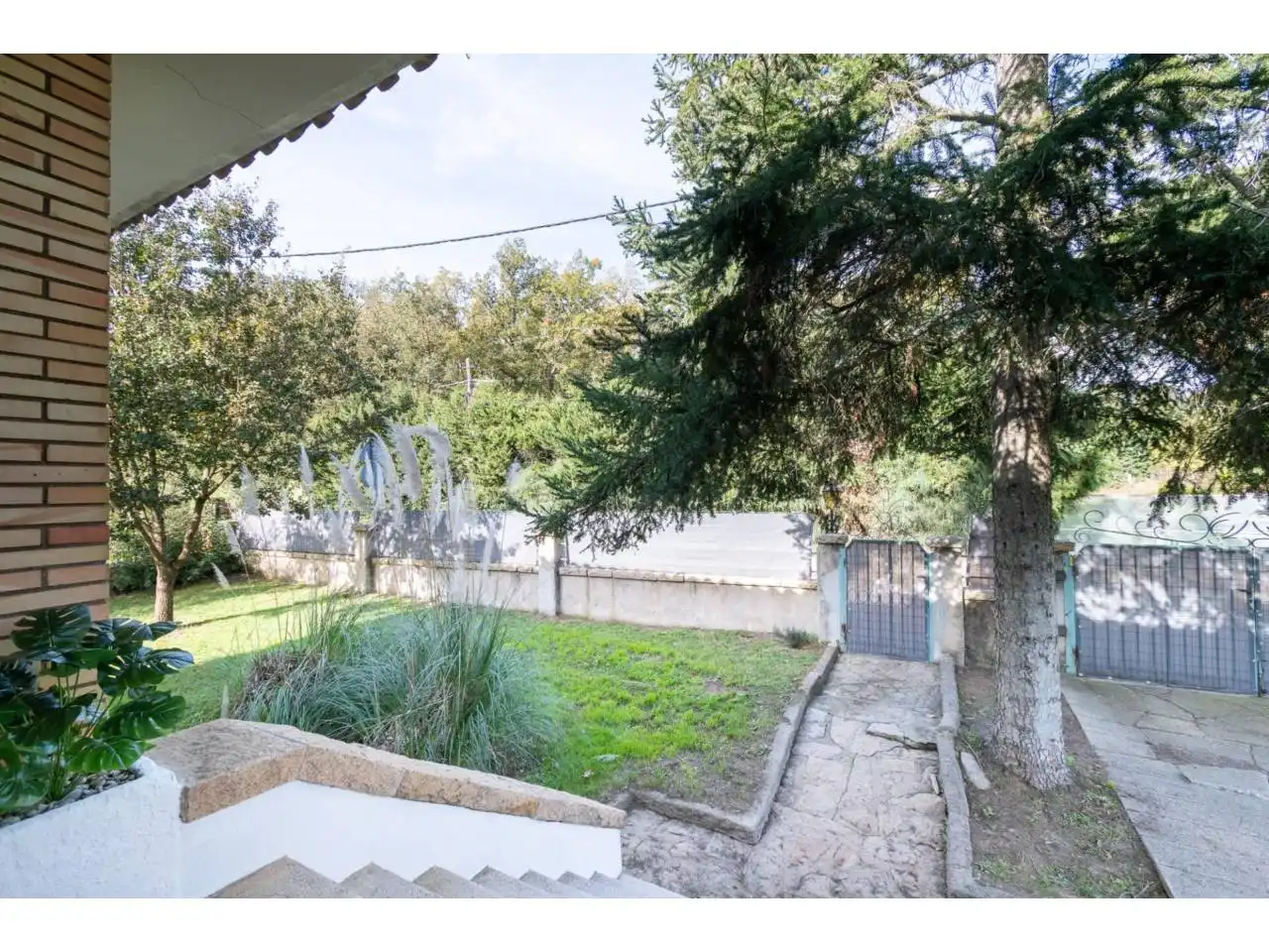 Houses for sale in Avenida de Can Bells, Vilobí d'Onyar