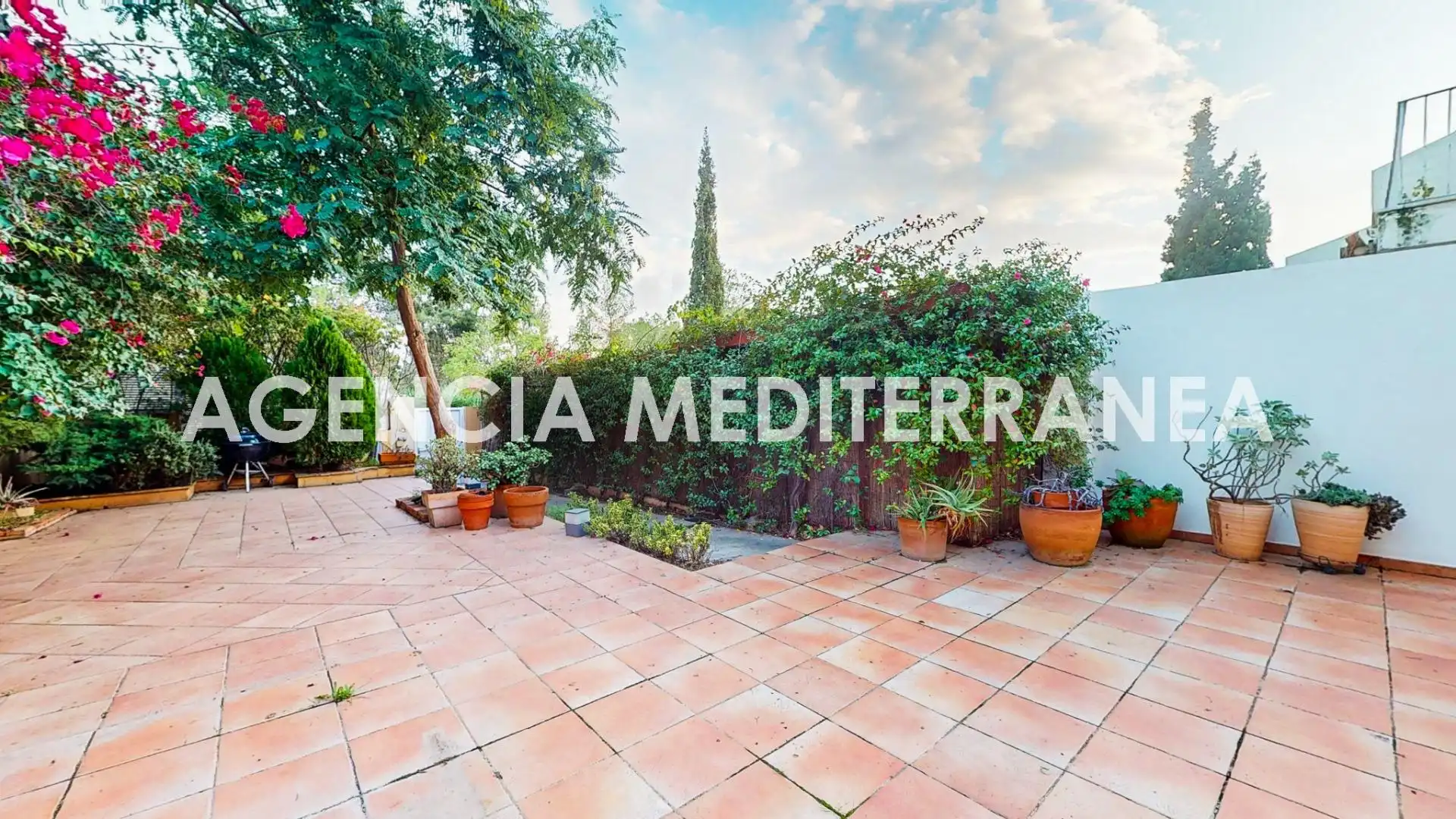 Casa adosada en venta en Calle PUIGCAMPANA, Casas Verdes