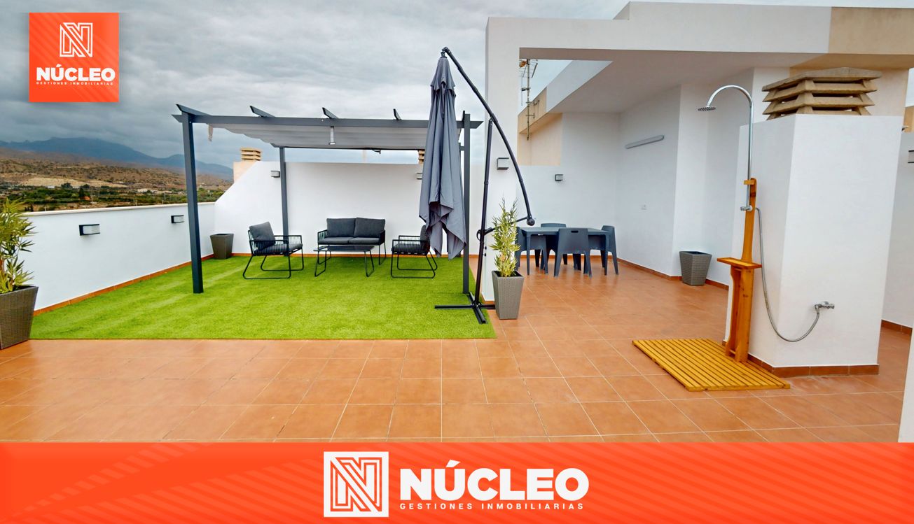 Terraza de Ático en venta en El Campello con Aire acondicionado, Jardín privado y Terraza