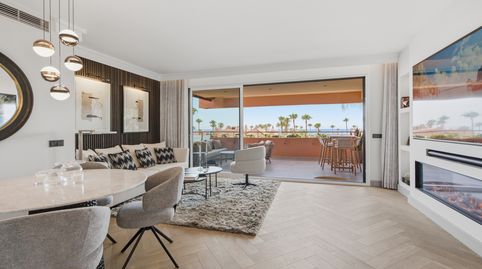 Foto 3 de Ático en venta en Costalita II, Guadalmansa, Estepona