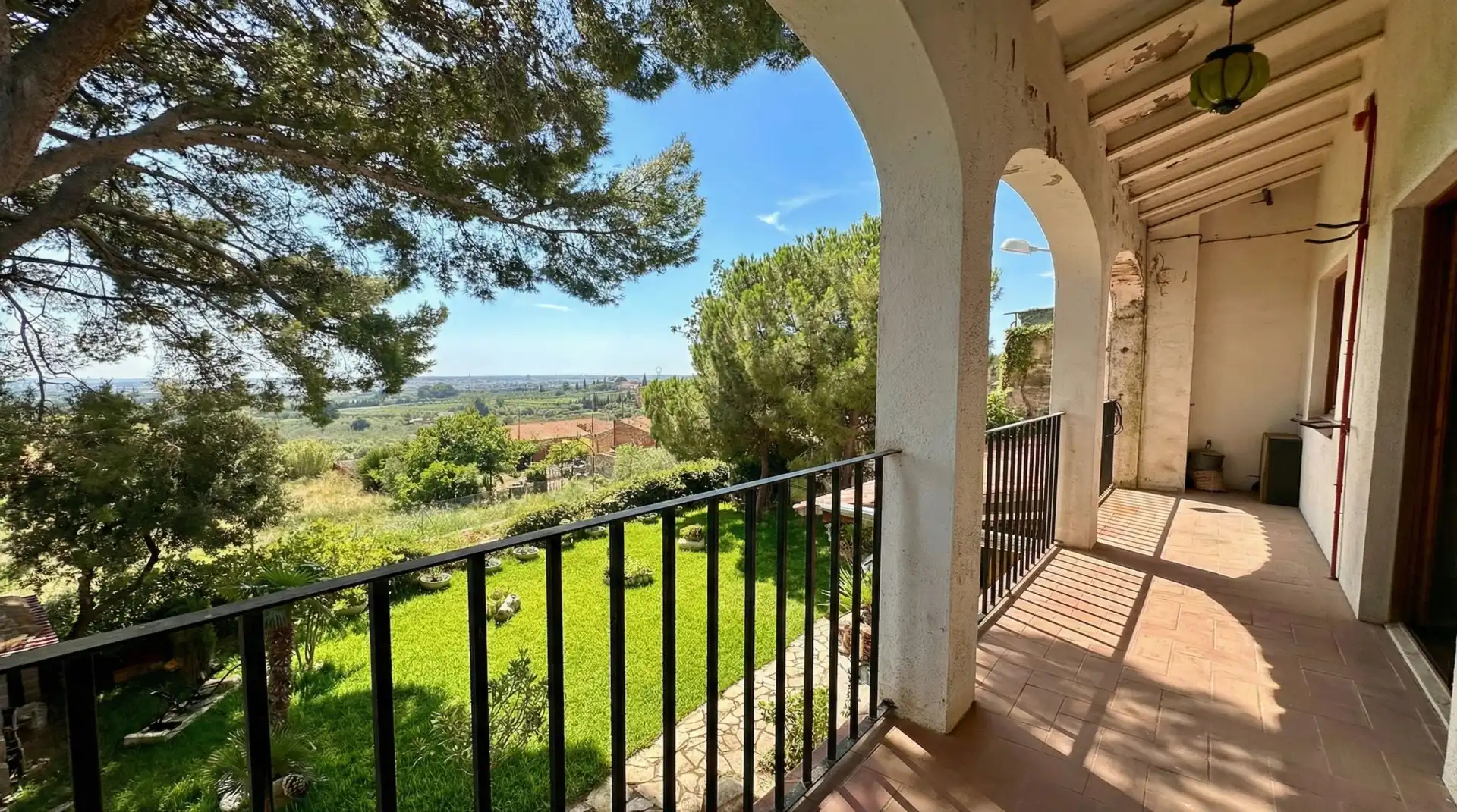 Terrassa de Finca rústica en venda en Almoster amb Jardí privat, Terrassa i Piscina