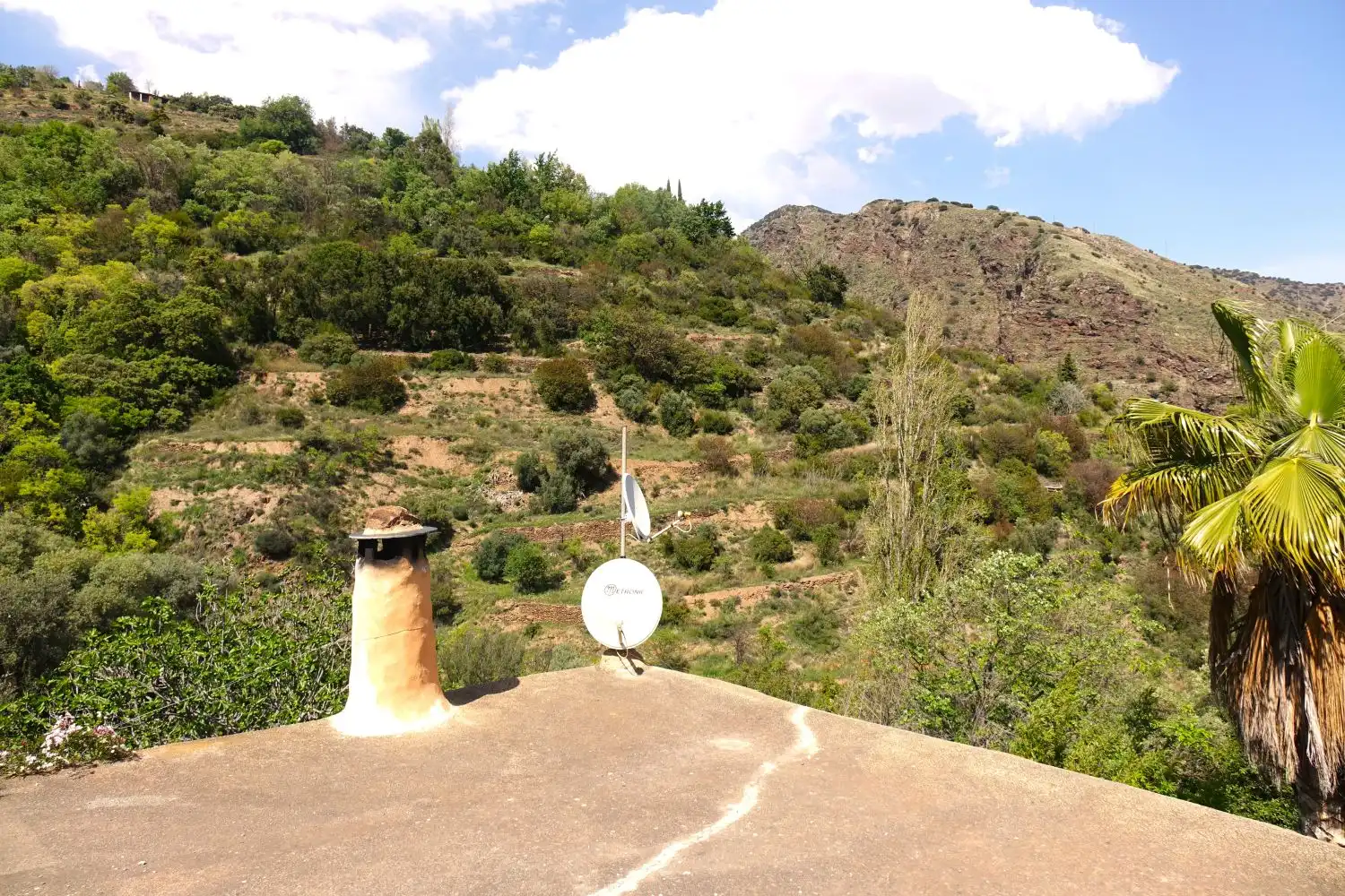 Vista exterior de Casa o xalet en venda en Soportújar amb Terrassa