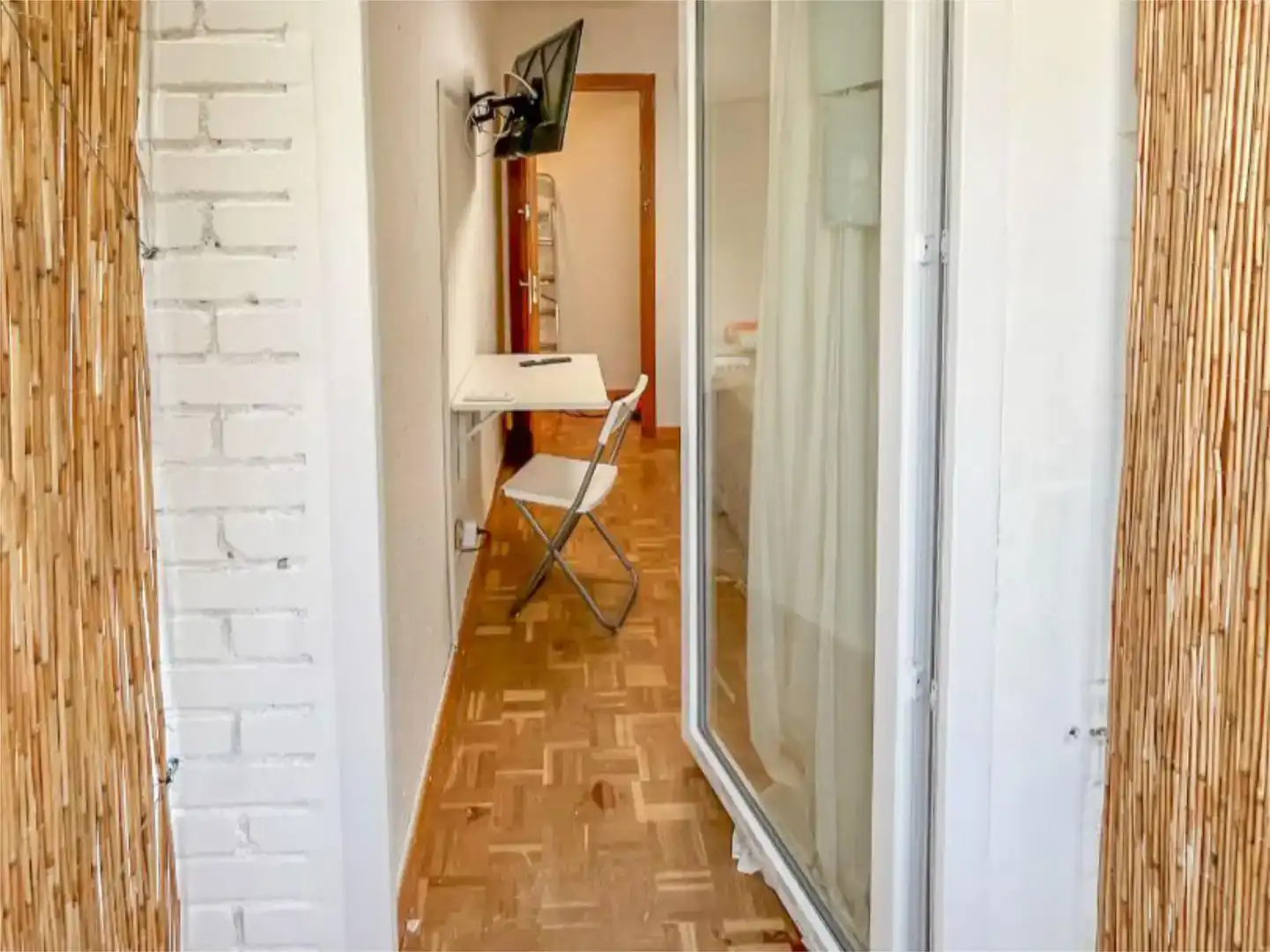 Balcony of Flat for share in Coslada  with Furnished
