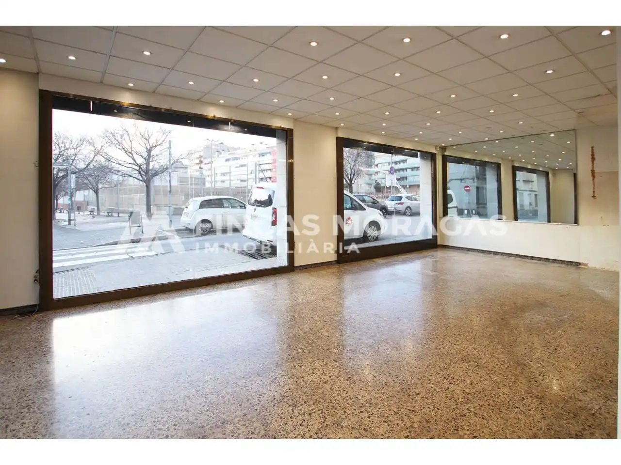 Local comercial en venta en Calle Cervantes, imagen 3