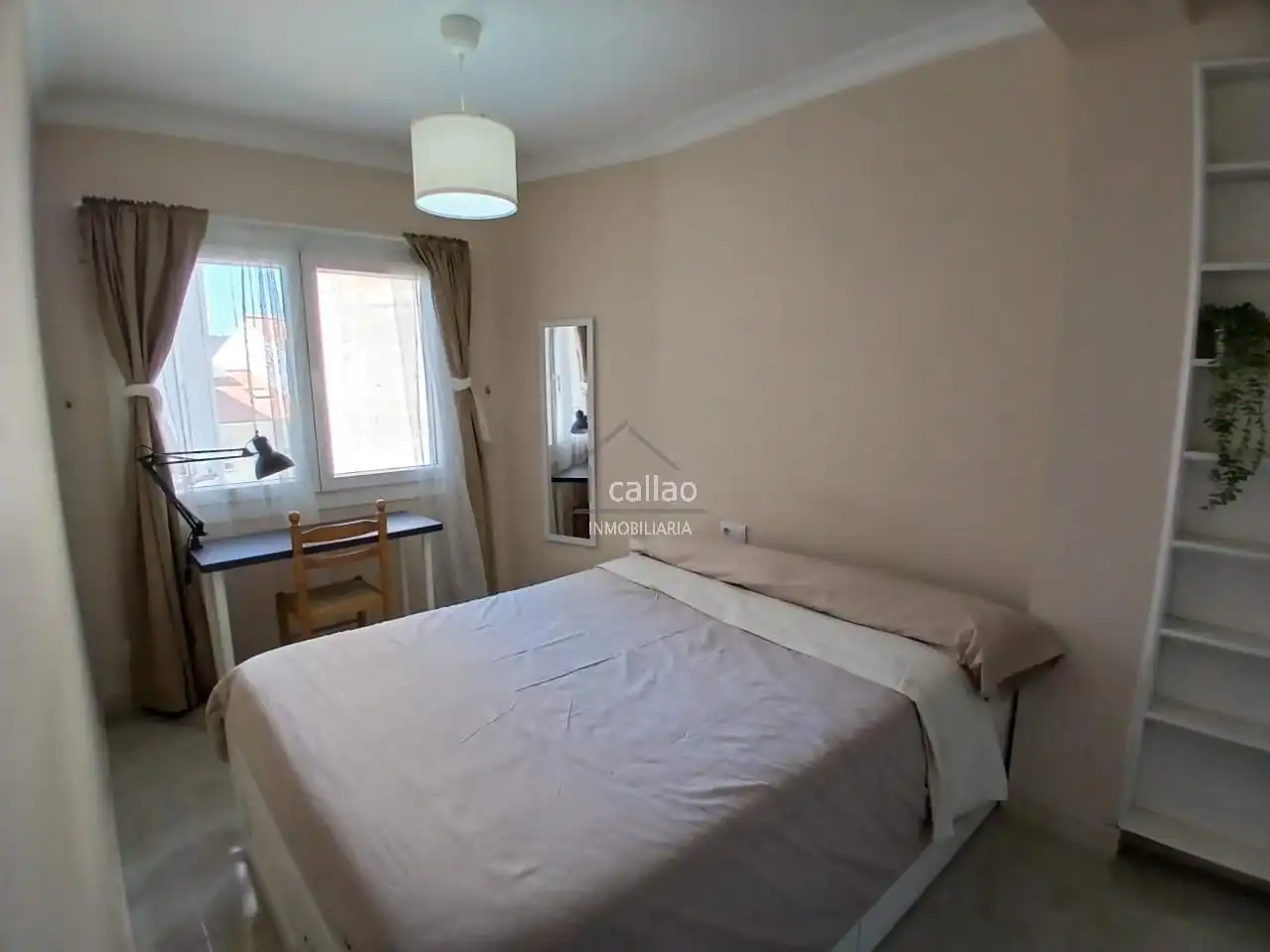 Flat for sale in A Malata - Catabois - Ciudad Jardín