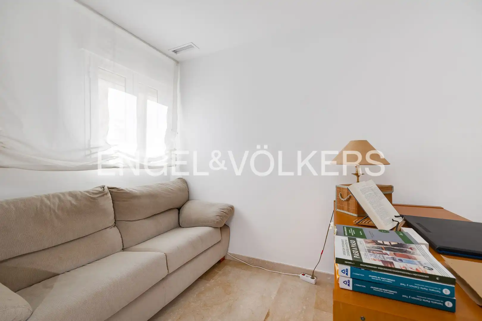 Sala de estar de Ático en venta en Torrevieja con Aire acondicionado, Calefacción y Terraza