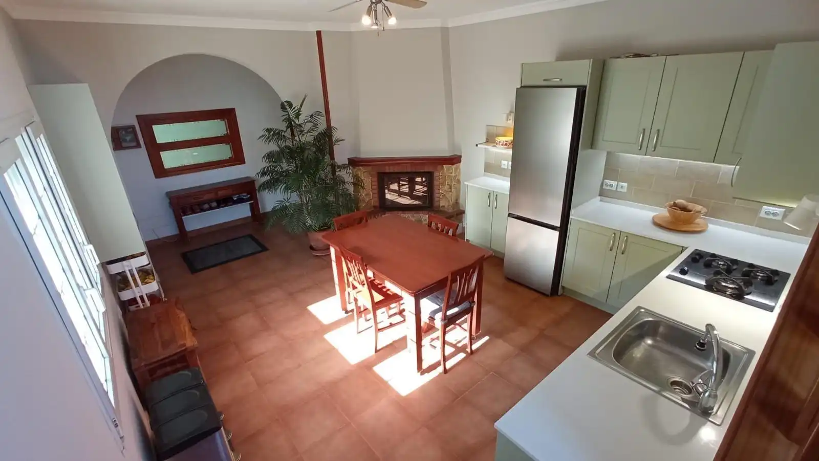 Cuina de Casa o xalet en venda en Santa Brígida amb Jardí privat, Terrassa i Traster