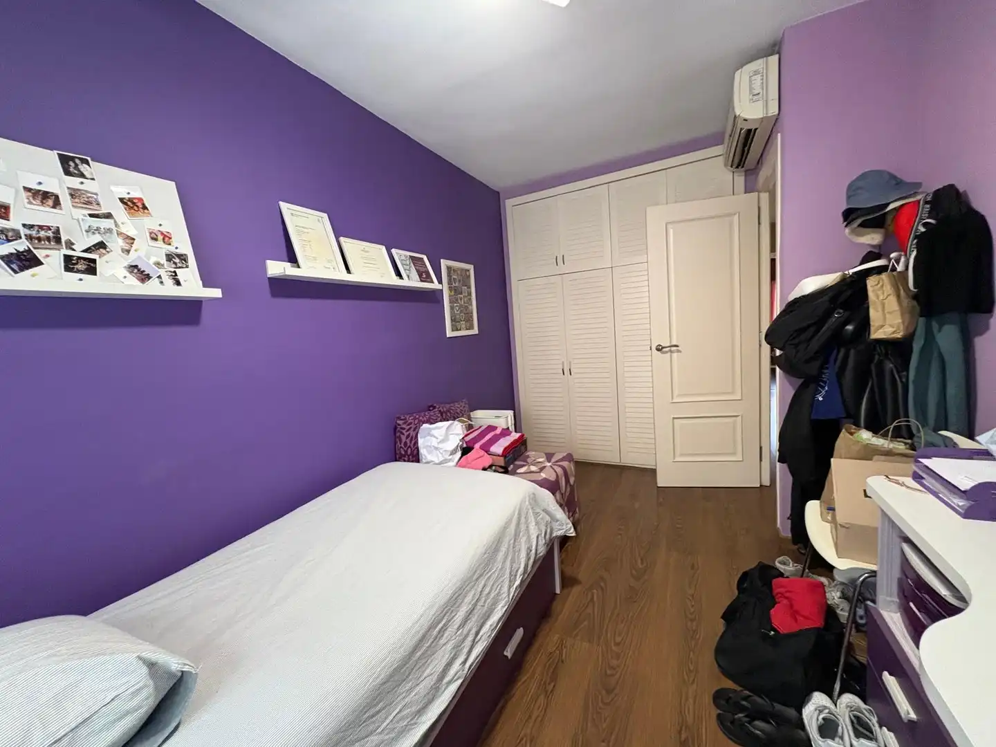 Dormitori de Casa o xalet en venda en Sabadell amb Aire condicionat, Calefacció i Terrassa