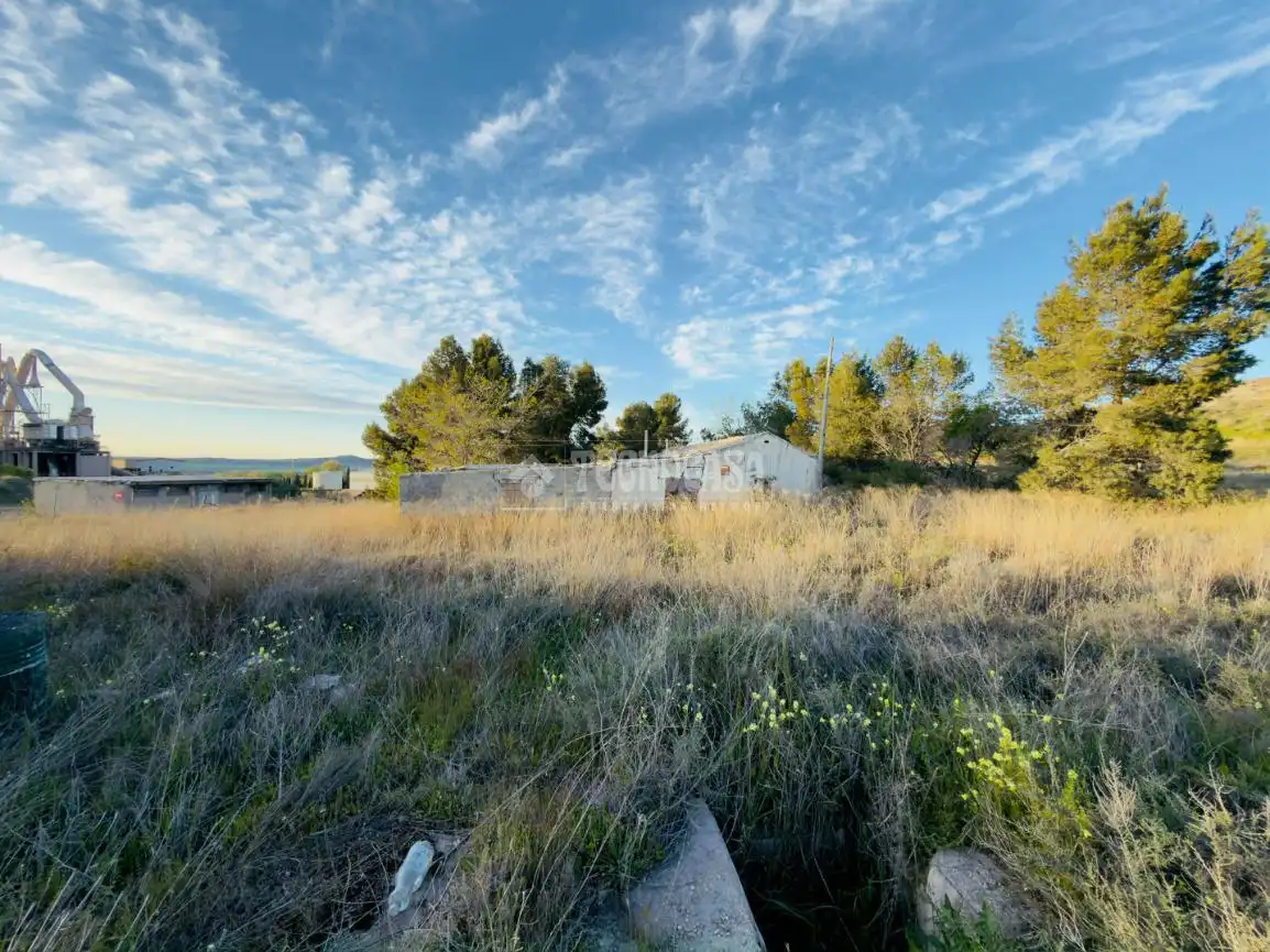Terreno industrial en venta en Yepes