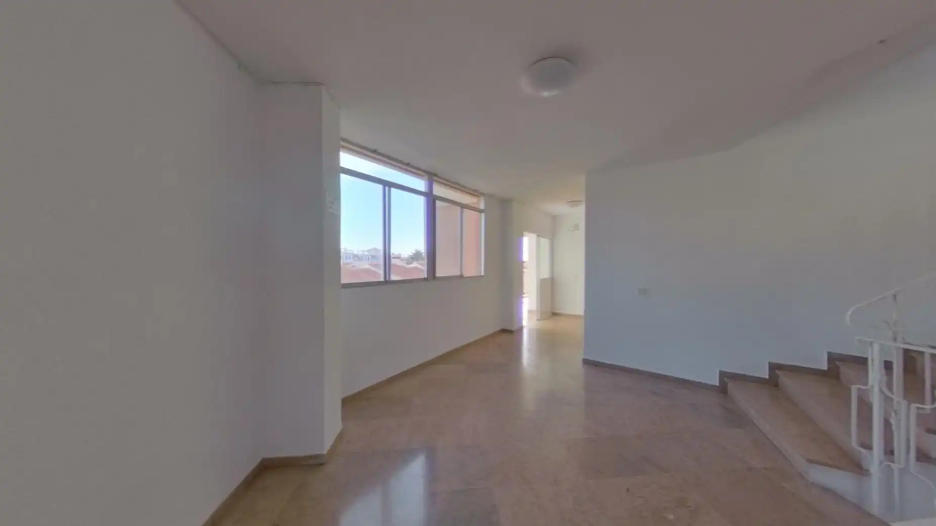 Estudio en venta en Torremolinos con Piscina comunitaria
