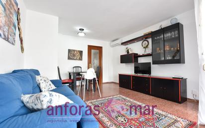 Living room of Flat for sale in Torredembarra  with Air Conditioner, Heating and Terrace