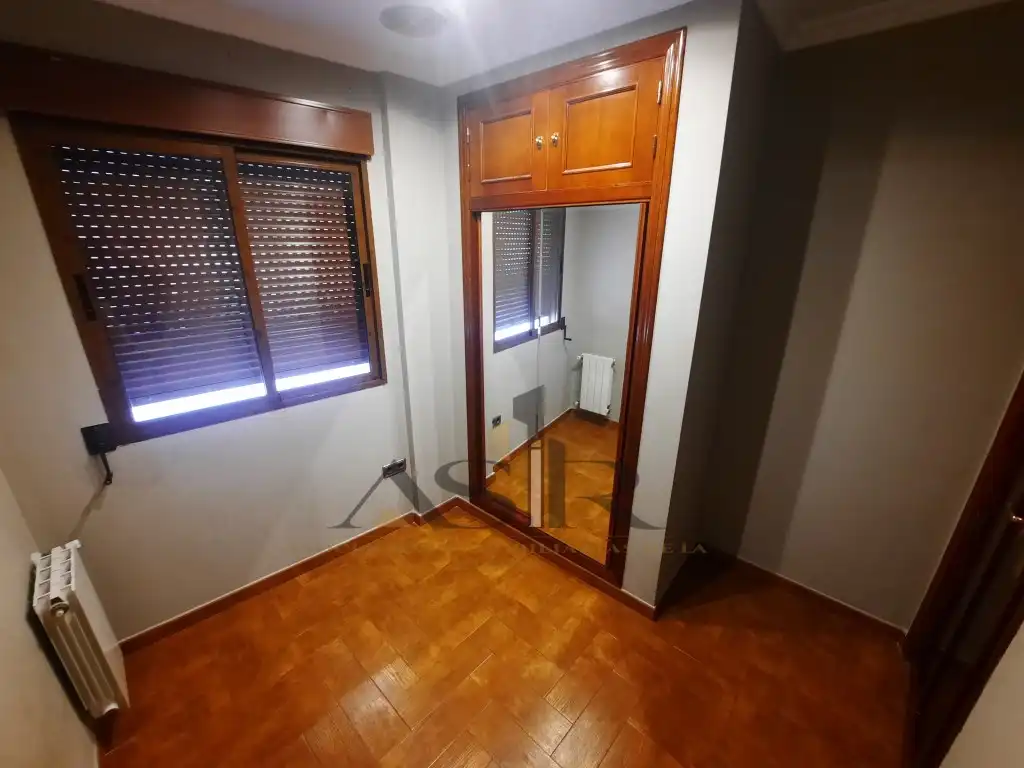 Haus mit Terrasse zur Miete in Casc Urbà, imagen 27