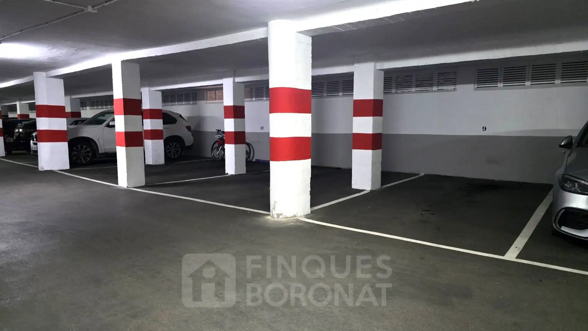 Individual to rent in Carrer Robert d'Aguiló 39, imagen 3