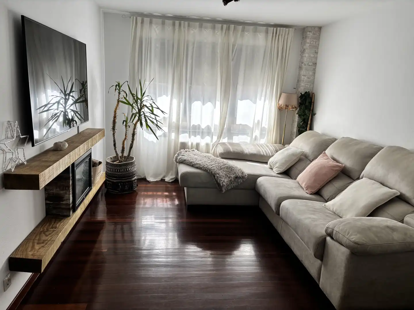 Wohnzimmer von Wohnung zum Verkauf in Castro-Urdiales mit Schwimmbad