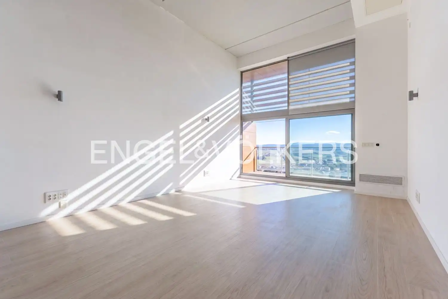 Exterior view of Flat for rent in Xirivella  with Air Conditioner, Heating and Private garden