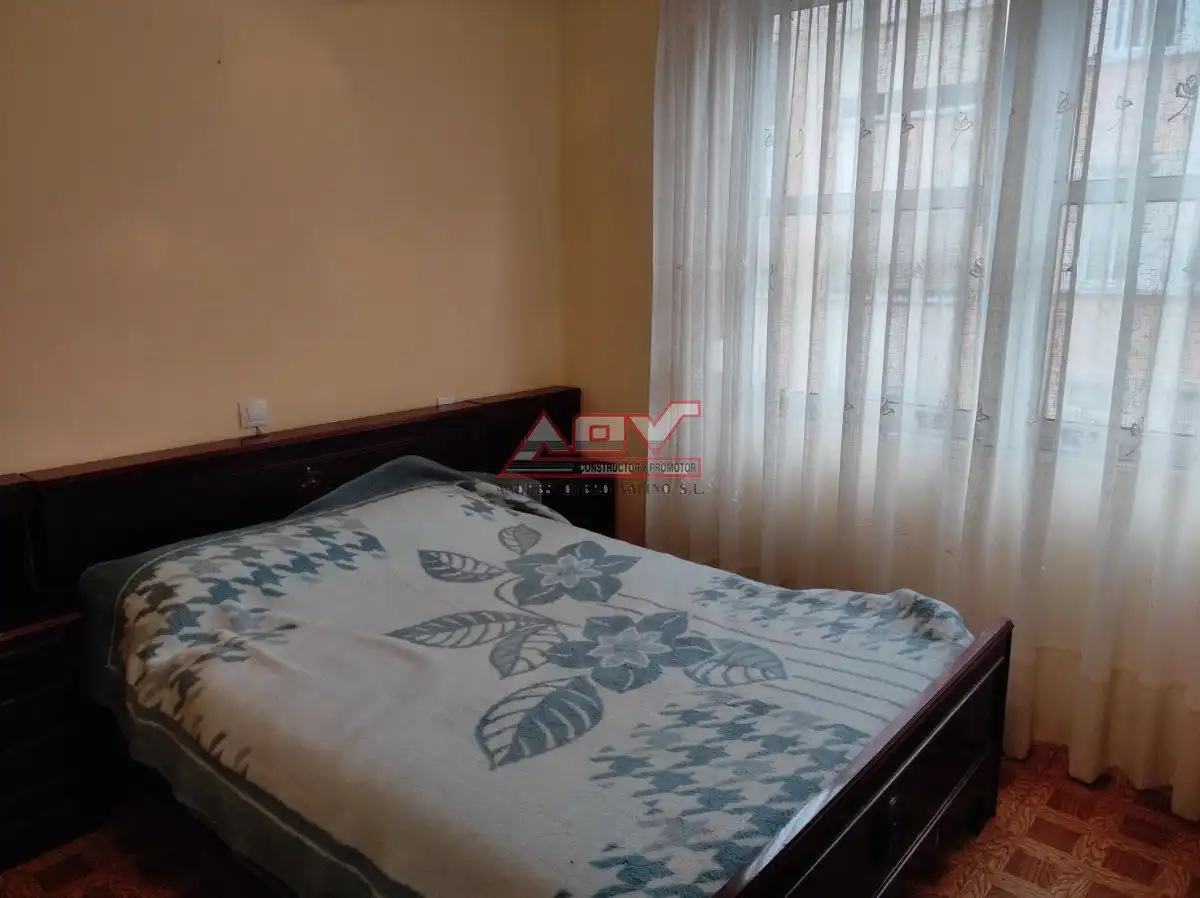 Habitación de Piso de alquiler en Ferrol con Aire acondicionado, Amueblado y Balcón