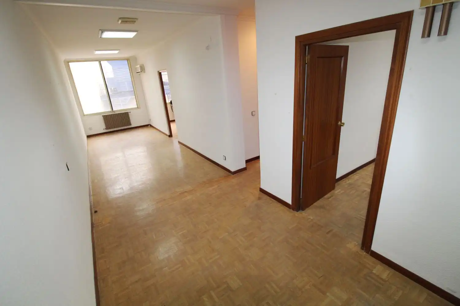 Piso con ascensor en venta en Alarcos, imagen 2