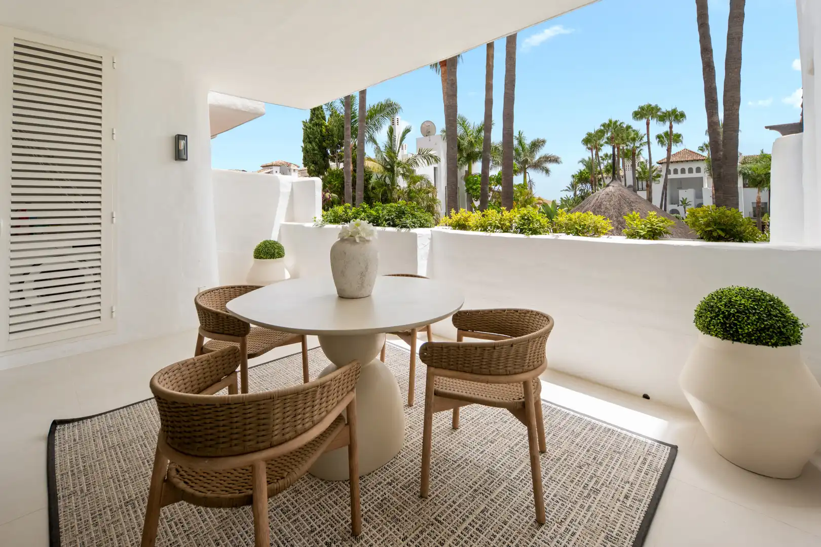 Apartamento con piscina en venta en Milla de Oro, imagen 5