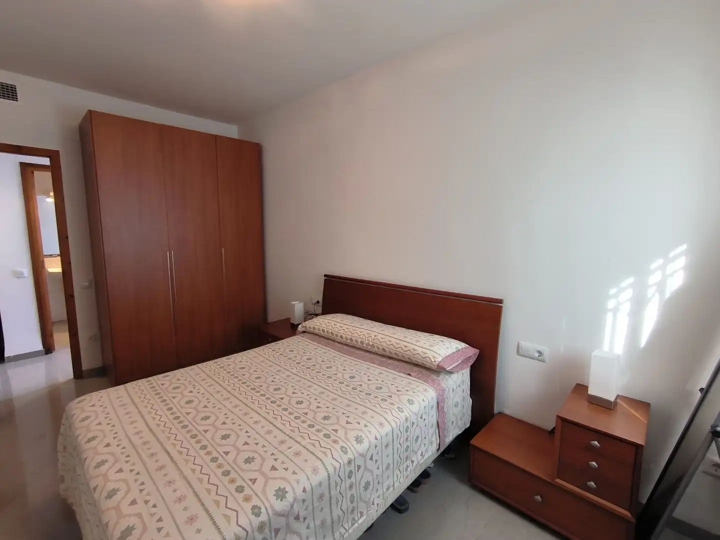 Dormitori de Apartament en venda en Alcanar amb Aire condicionat, Jardí privat i Terrassa
