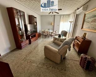 Sala d'estar de Pis en venda en Linares amb Aire condicionat, Calefacció i Balcó