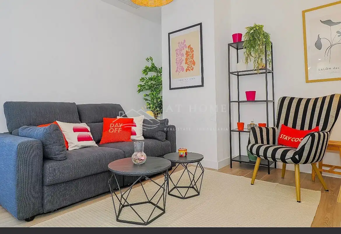 Sala de estar de Apartamento en venta en Málaga con Terraza, Piscina y Horno